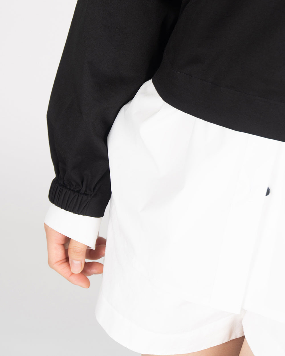 *Pre-order* V neck String Shirt - Black