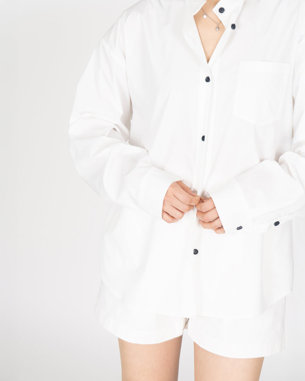 A Drop High neck Shirt - White