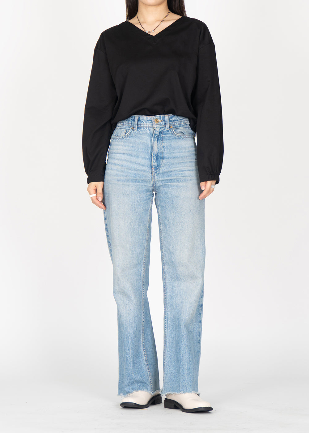 *Pre-order* V neck String Shirt - Black