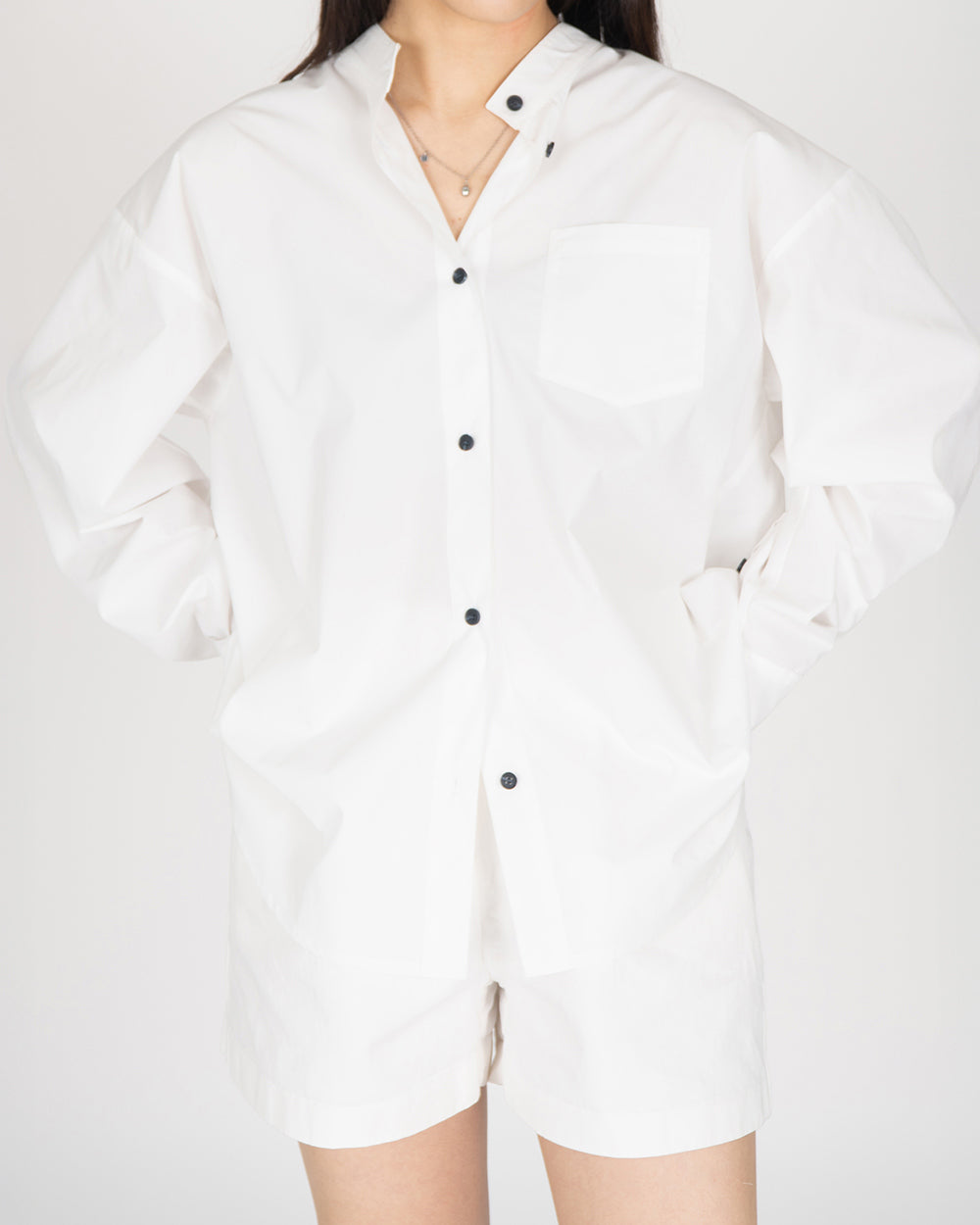 A Drop High neck Shirt - White