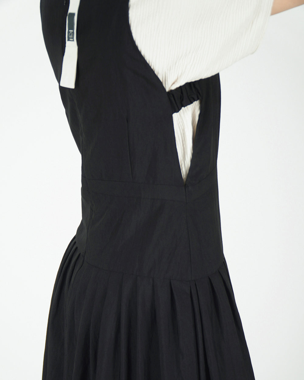Roof tile Dress - Black