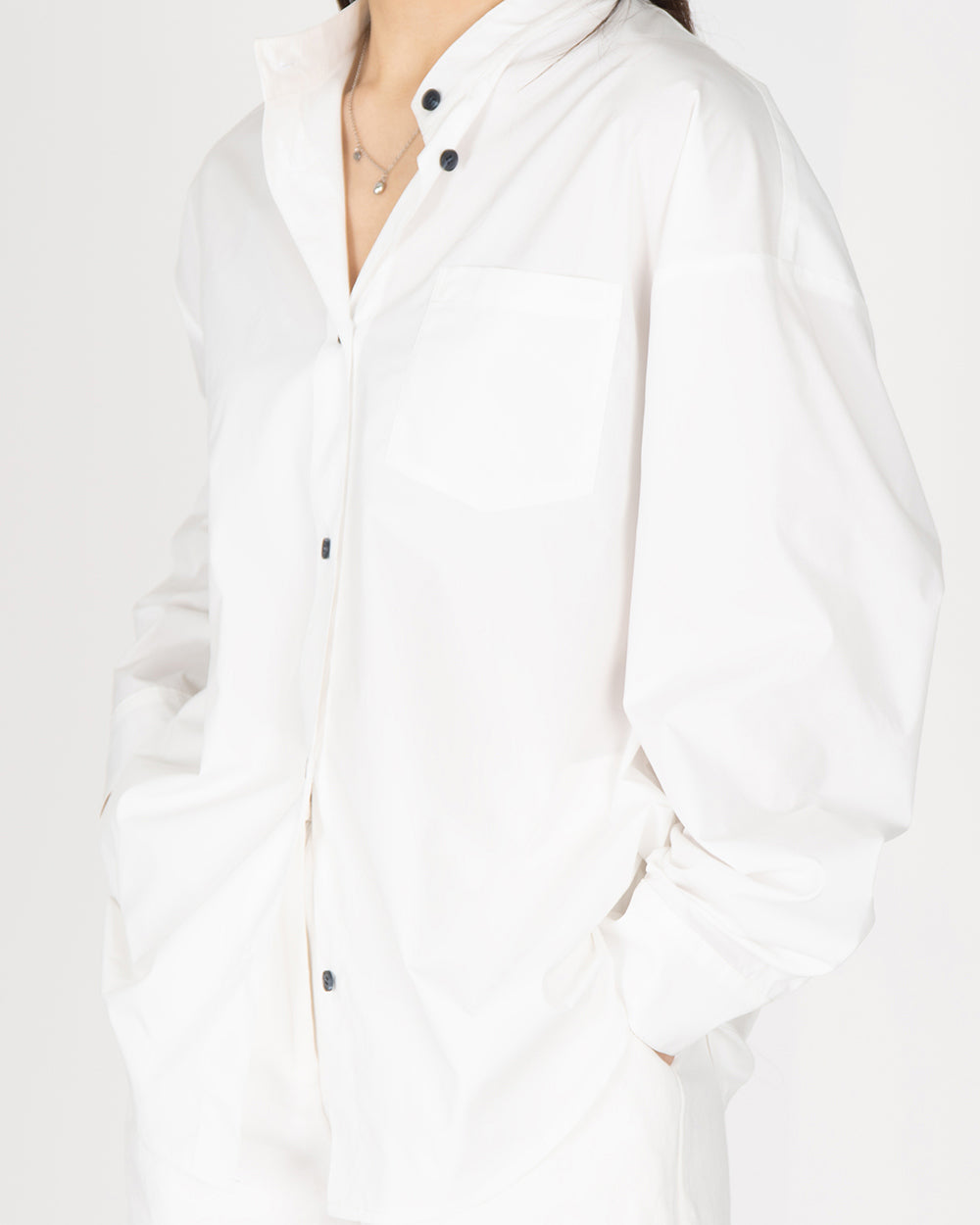 A Drop High neck Shirt - White